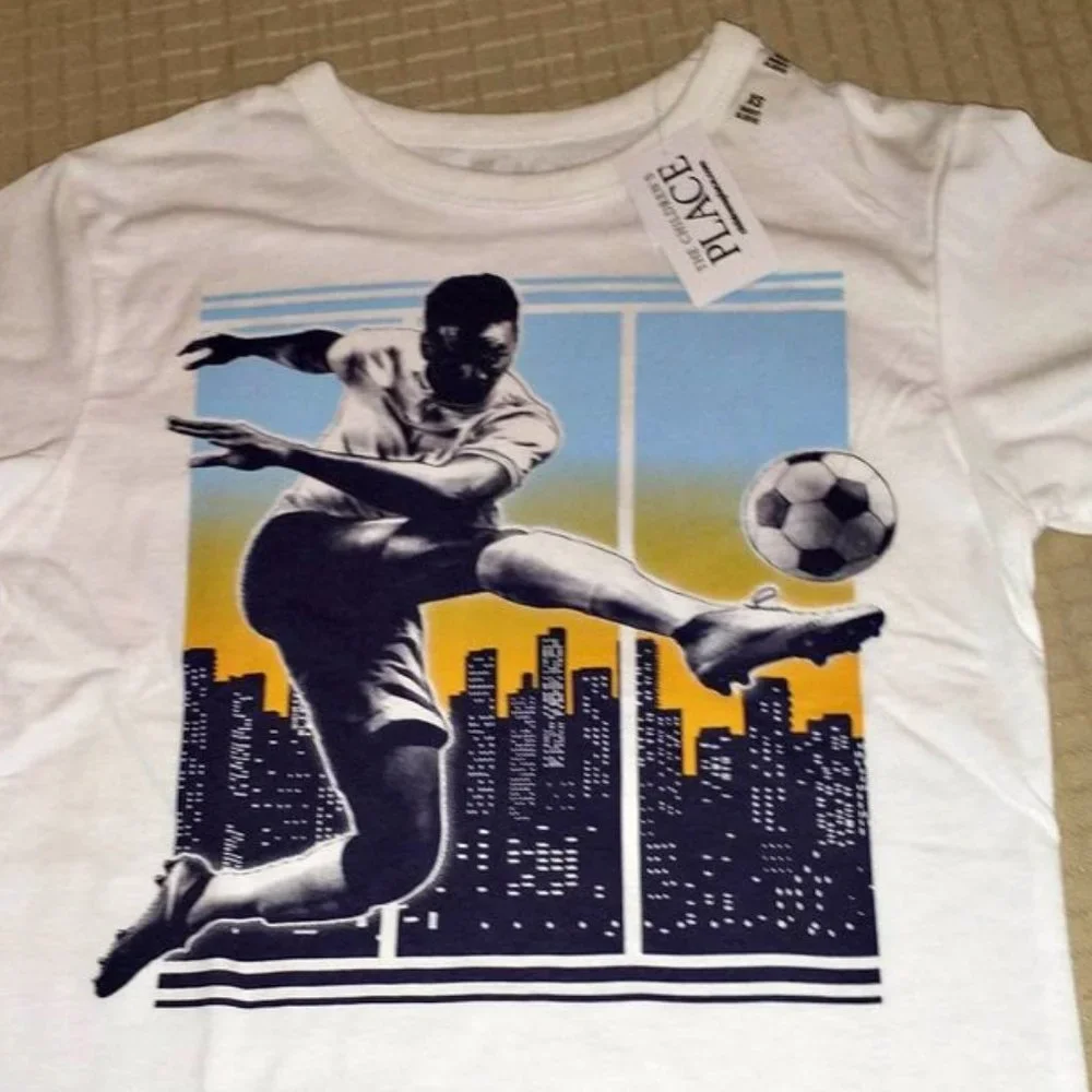 CHILDREN'S PLACE BOYS T - SHIRT  SOCCER PLAYER White SIZE XS 4  k-267